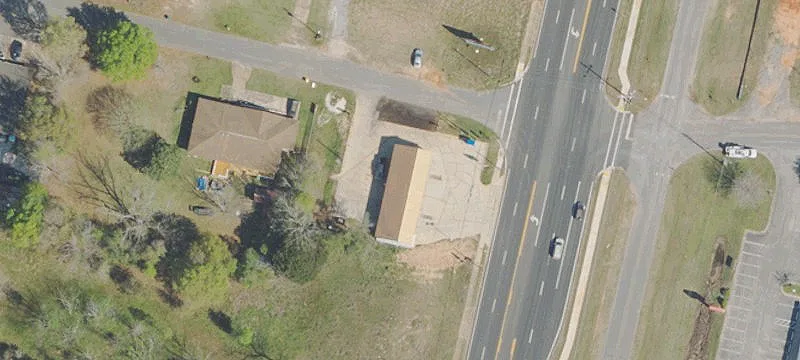 Commercial Investment Opportunity on Corner Lot