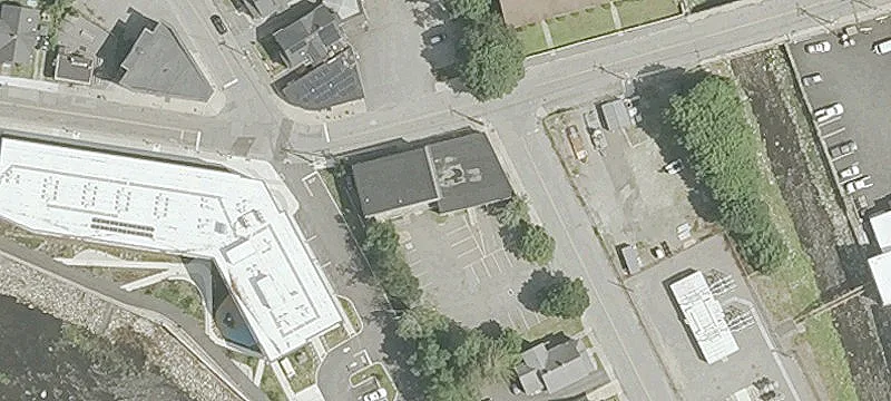 Unique Industrial-Style Three-Unit Complex
