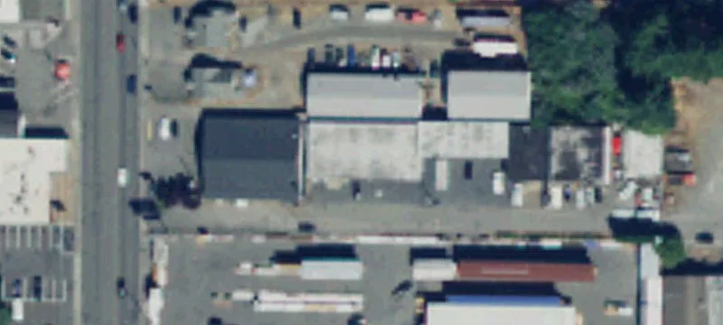 Downtown Marysville Commercial Auto Shop
