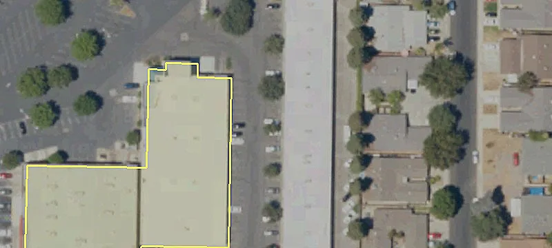 Freestanding Retail Space For Sale