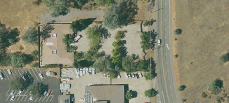 Multi-Tenant Office Building For Rent