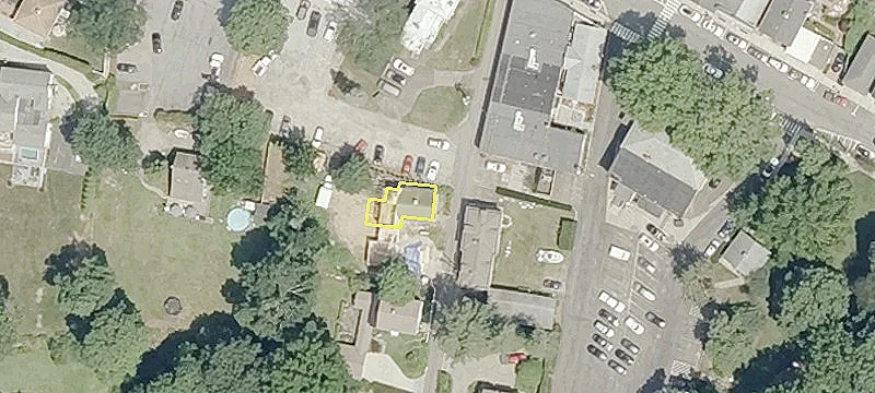 Land in Essex Village