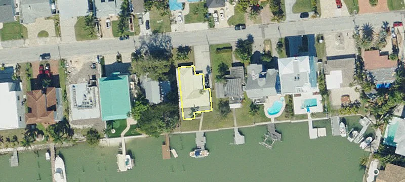 Waterfront Lot in Madeira Beach