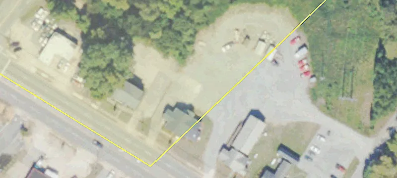 High-Visibility Commercial Property on Main Corridor