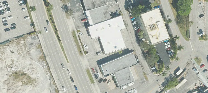 Prime Showroom Space on Federal