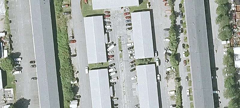 Industrial/Office Condo in Sandwich