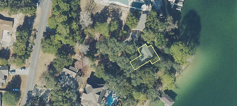 Waterfront Land in Poquito Bayou
