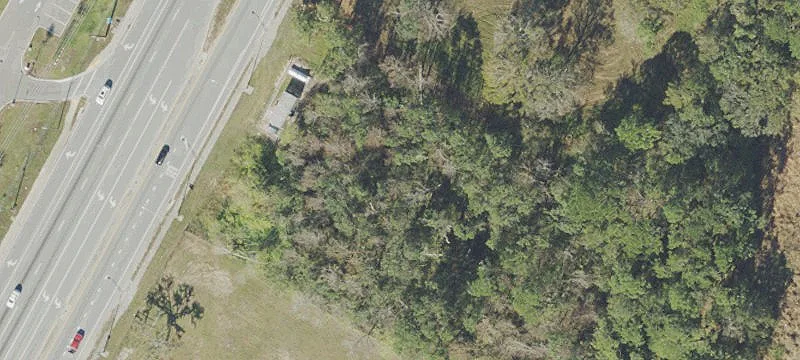 Commercial Lot in Growing Area