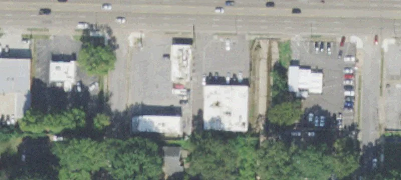 Retail Center on Summer Avenue