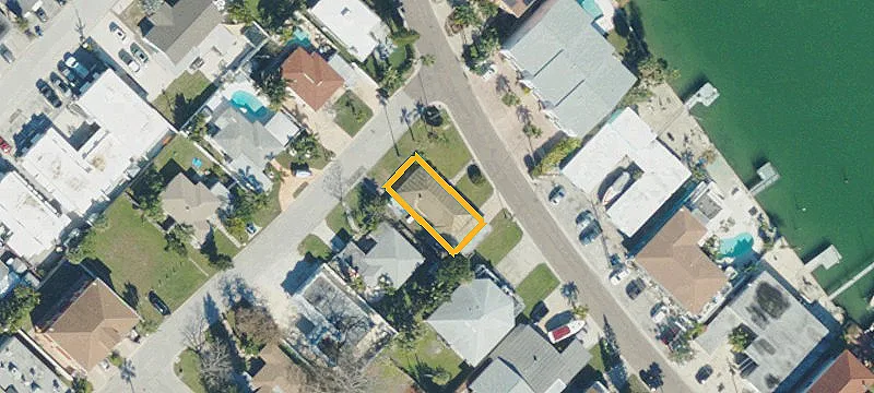 Beachside Corner Lot Opportunity