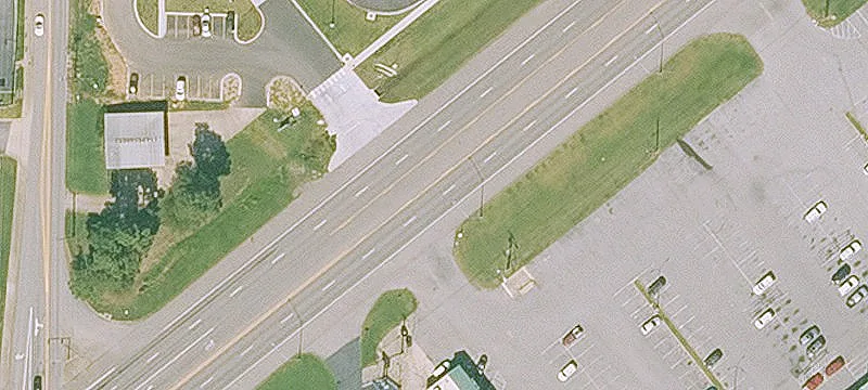 Retail Space in Cloverleaf Plaza