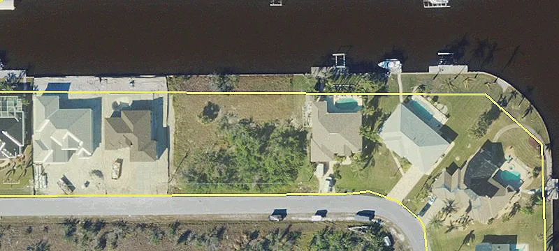 Waterfront Lot with Gulf Access