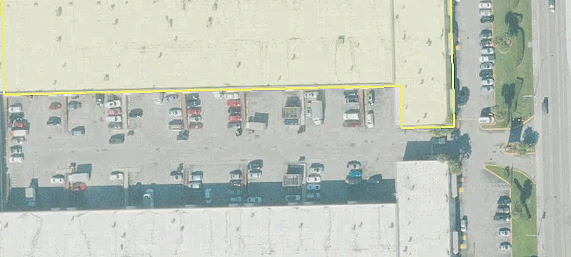 Warehouse with Refrigeration Sublease