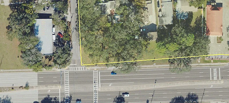 Corner Lot in Bradenton