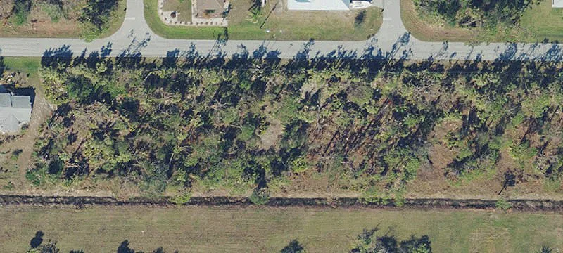 Residential Lot in Englewood, Florida