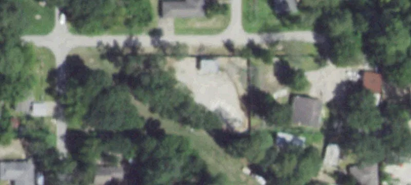Fenced Lot for Mechanic Shop