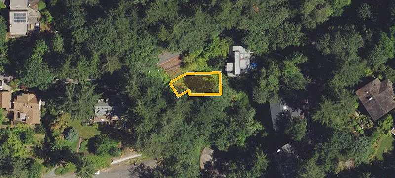 Residential Lot in Quiet Area