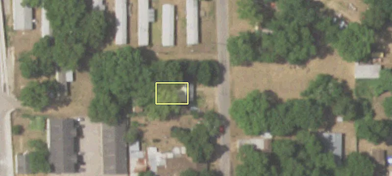 Commercial Lot in Residential Area