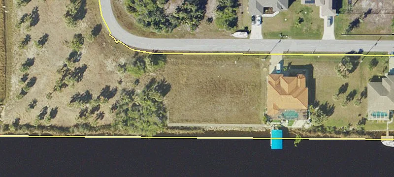 Waterfront Homesite on Santa Cruz Waterway