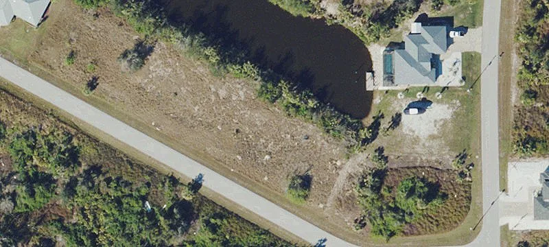 Waterfront Lot in South Gulf Cove
