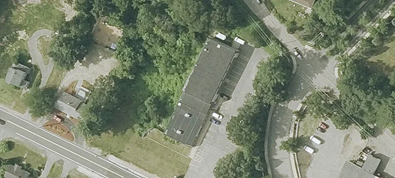 Industrial Bay with Mezzanine Office