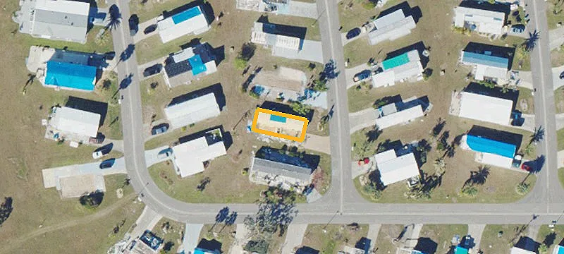 Residential Lot in Waterfront Community
