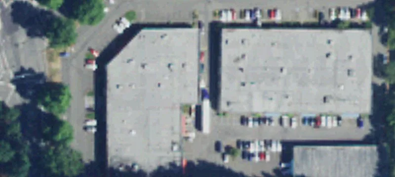 Redmond Retail Space For Rent