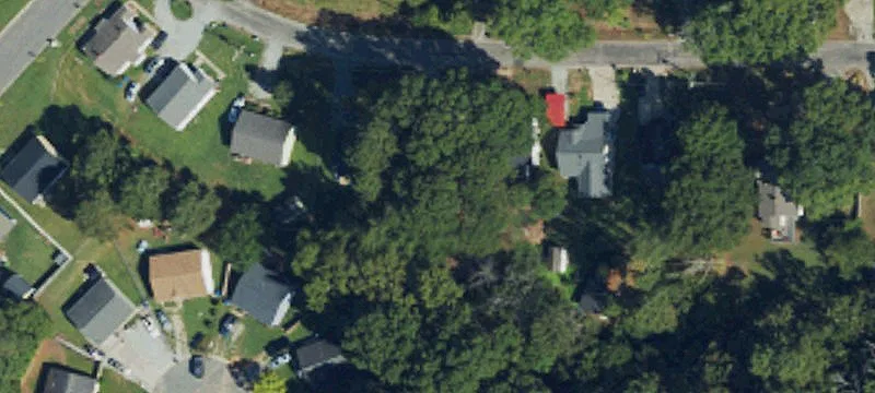 Small Lot Near N Roxboro