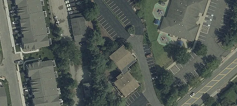 Versatile Commercial Space in Old Tappan