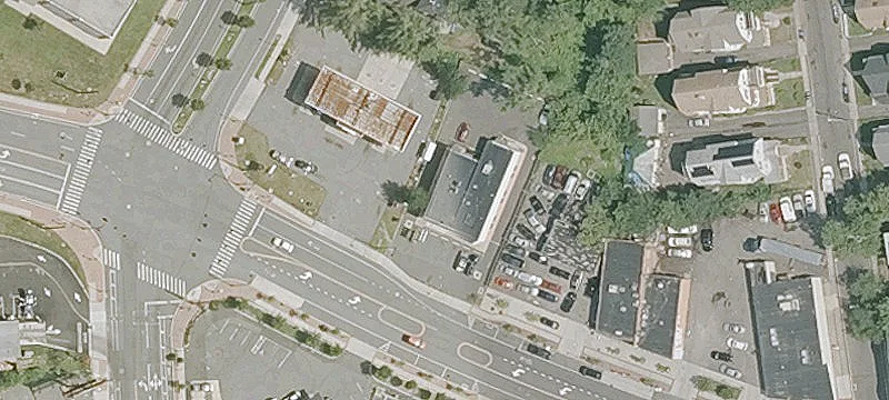 Versatile Commercial Space For Lease