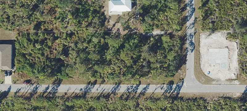 Buildable Lot in Gulf Cove