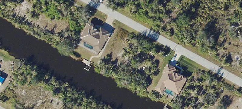 Waterfront Lot in South Gulf