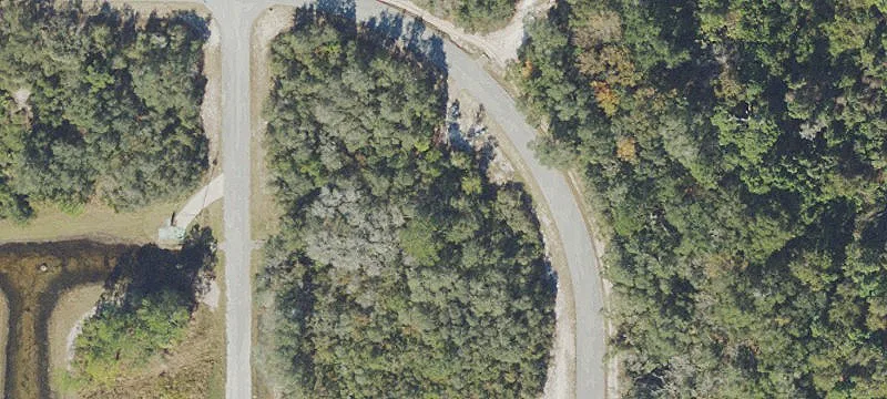 Residential Land in Poinciana, FL