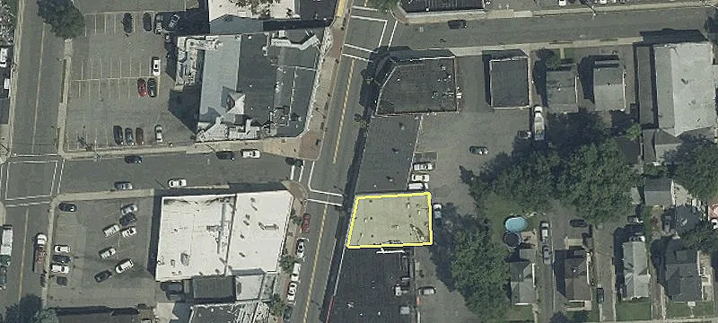 Retail Space in Busy District