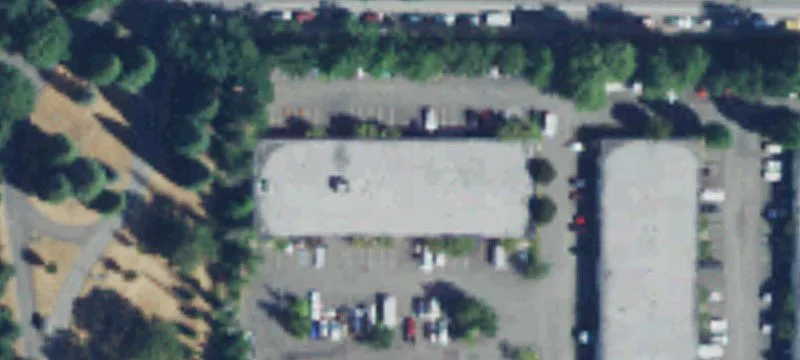 Redmond Warehouse with Loading Doors