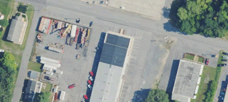 Versatile Commercial Building with Shop