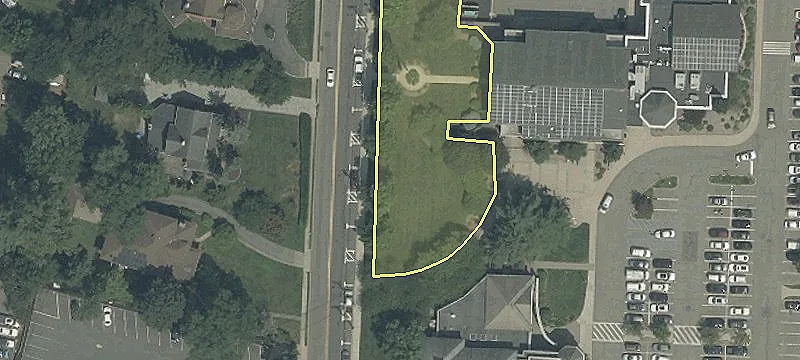 Prime Ridgewood Location Near Transit