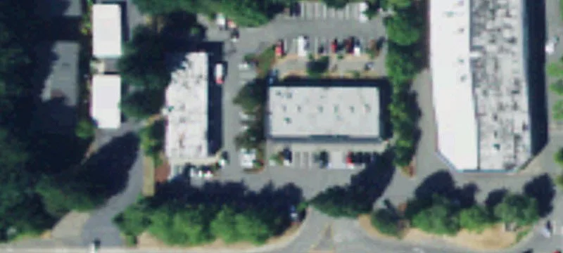 Retail Endcap with Drive-Thru