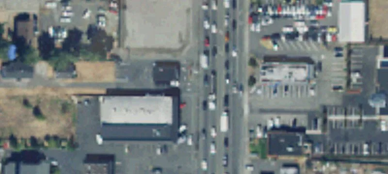 Office/Retail Building with Ample Parking