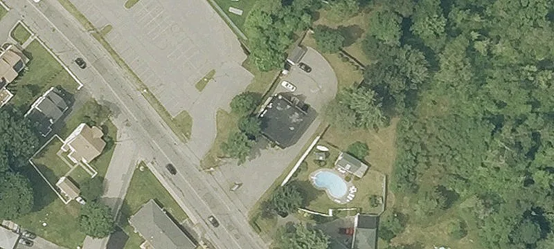 Well-Located Commercial Suite For Rent