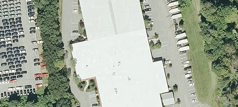 Marlborough Garage Space For Lease