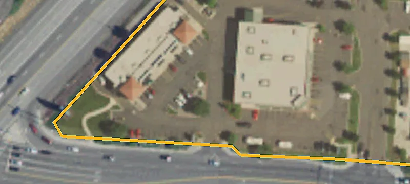 Retail Space in Kennewick Plaza