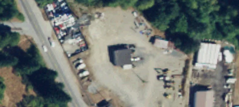Shop Facility with Yard Space