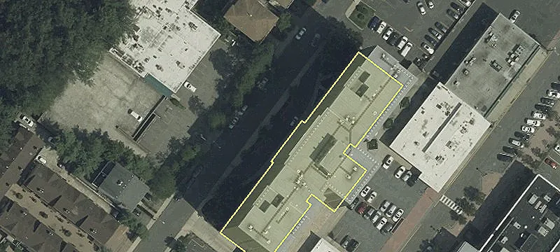 Retail Space in Fort Lee