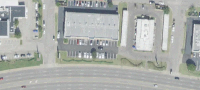 28,860 SF Retail Center