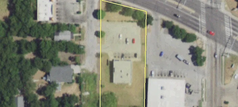 Freestanding Family Dollar Store