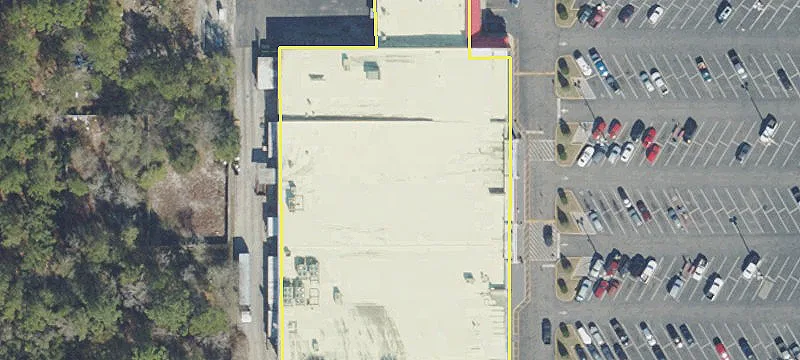 Retail Anchor Box in Middleburg