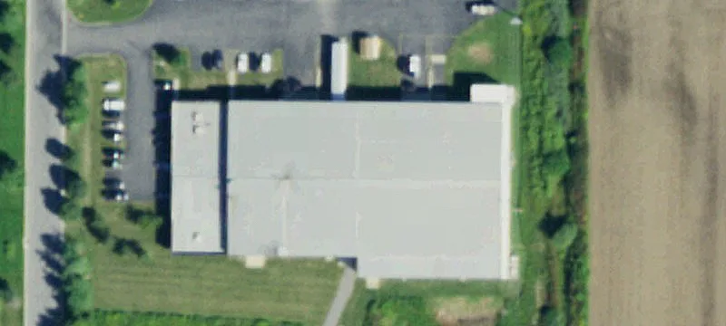 Manufacturing/Warehouse Building on 4.5 Acres