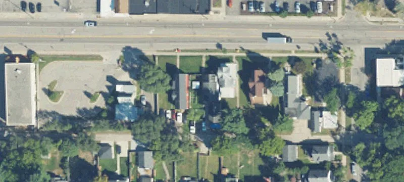 Commercial Auto Shop on Michigan