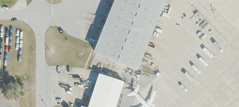 Warehouse Space Near Airport Runway